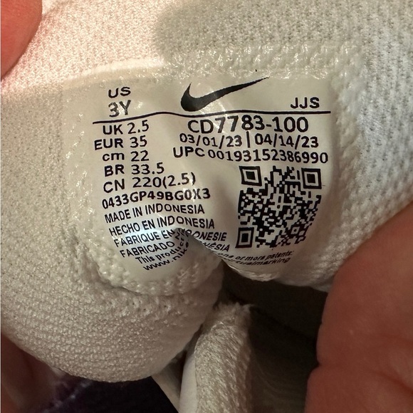 Nike high tops boys size 3 - Picture 7 of 8